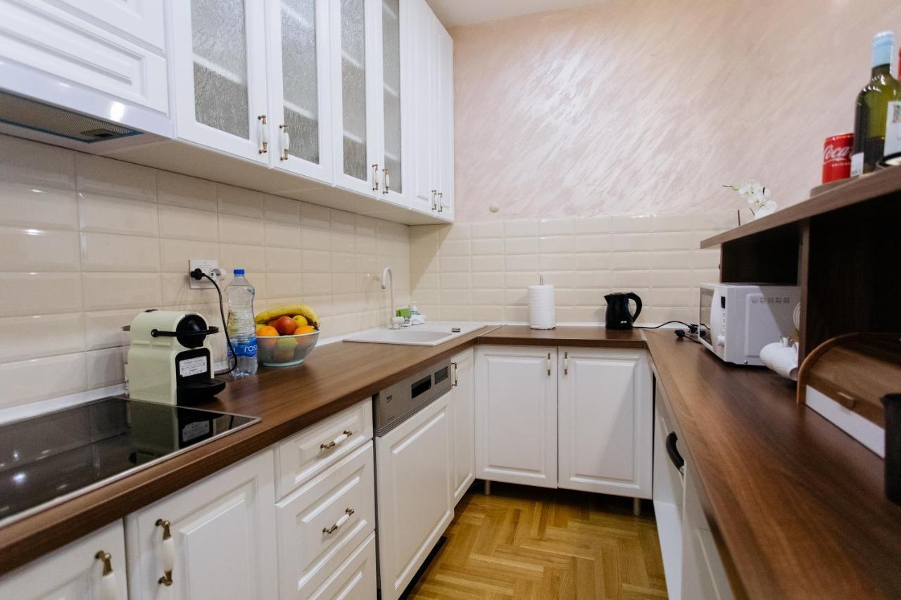 Apartman Kristina 4* Subotica Exterior foto